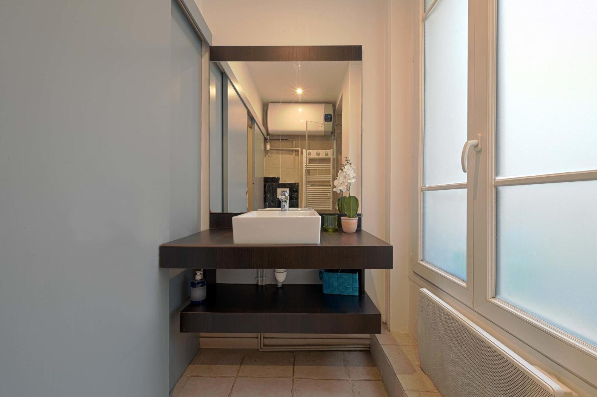 Appartement Large Modern Studio Close To The Eiffel Tower And Paris Highlights Extérieur photo