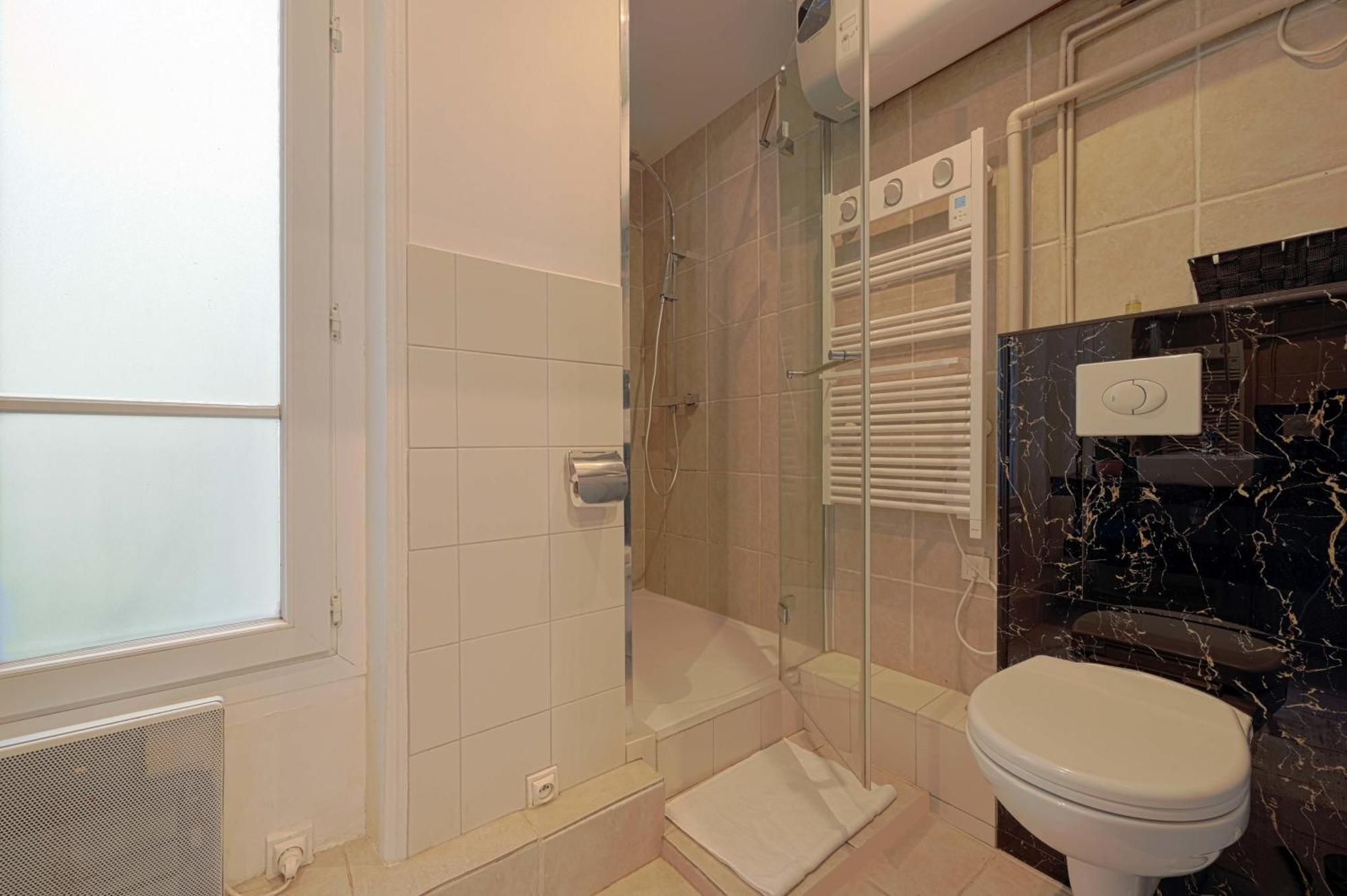 Appartement Large Modern Studio Close To The Eiffel Tower And Paris Highlights Extérieur photo